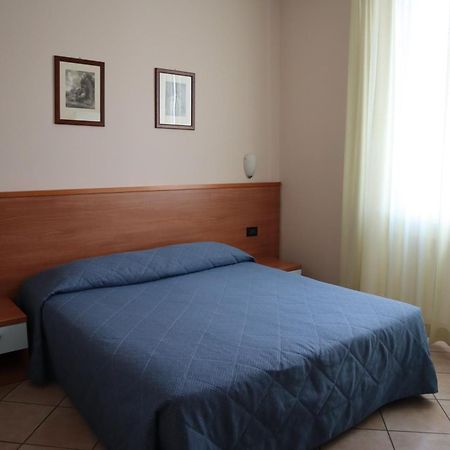 Albergo Salerno Милано Екстериор снимка