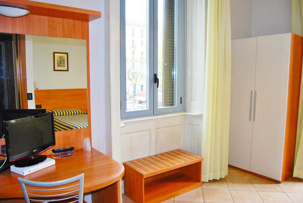 Albergo Salerno Милано Екстериор снимка