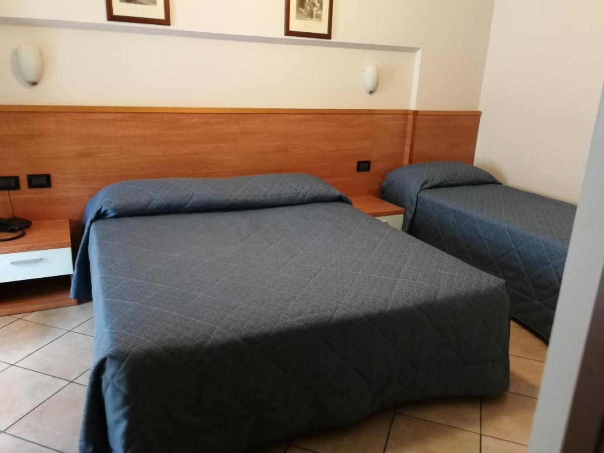 Albergo Salerno Милано Екстериор снимка